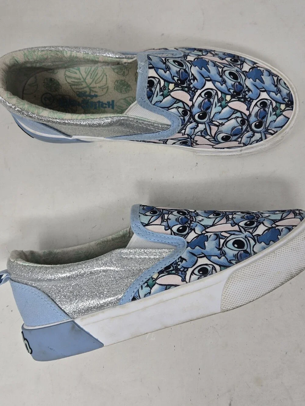Disney Stitch Blue Low-Top Slip on Sneakers Girls Size 2